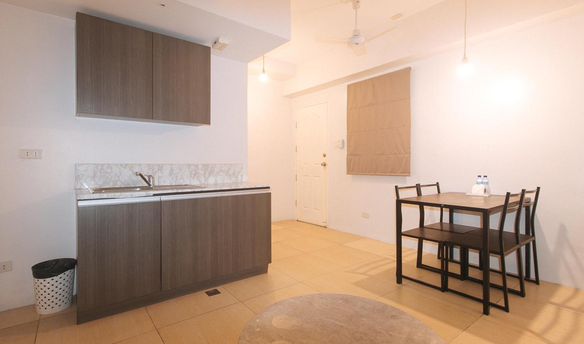 59 Xavierville By Reddoorz Cubao Exteriör bild
