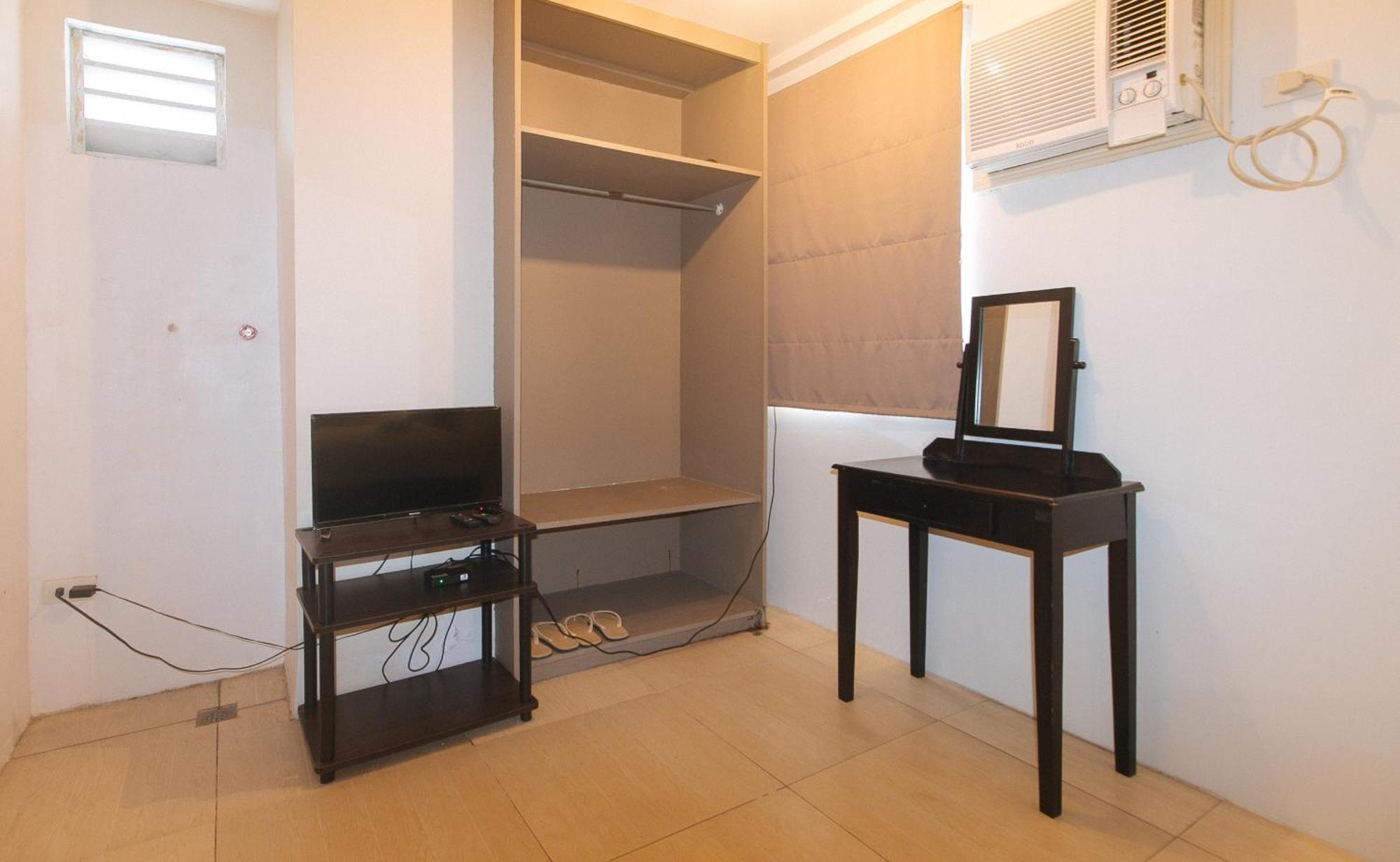 59 Xavierville By Reddoorz Cubao Exteriör bild
